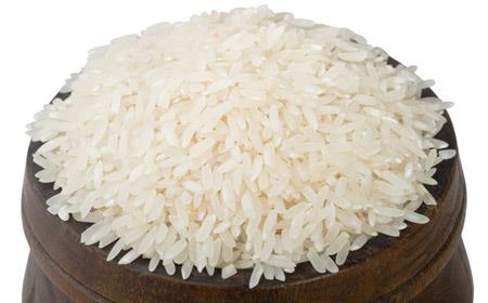 O arroz é uma das fontes de vitaminas do complexo B.